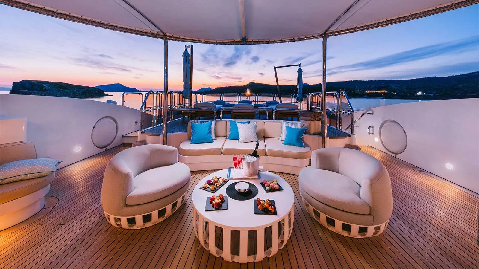 1661855009549_Sundeck-4