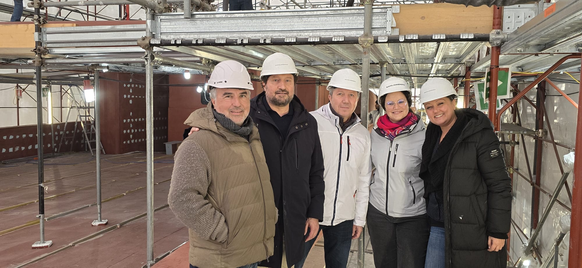 Best Yachts and Sanlorenzo team at the Gaia shipyard